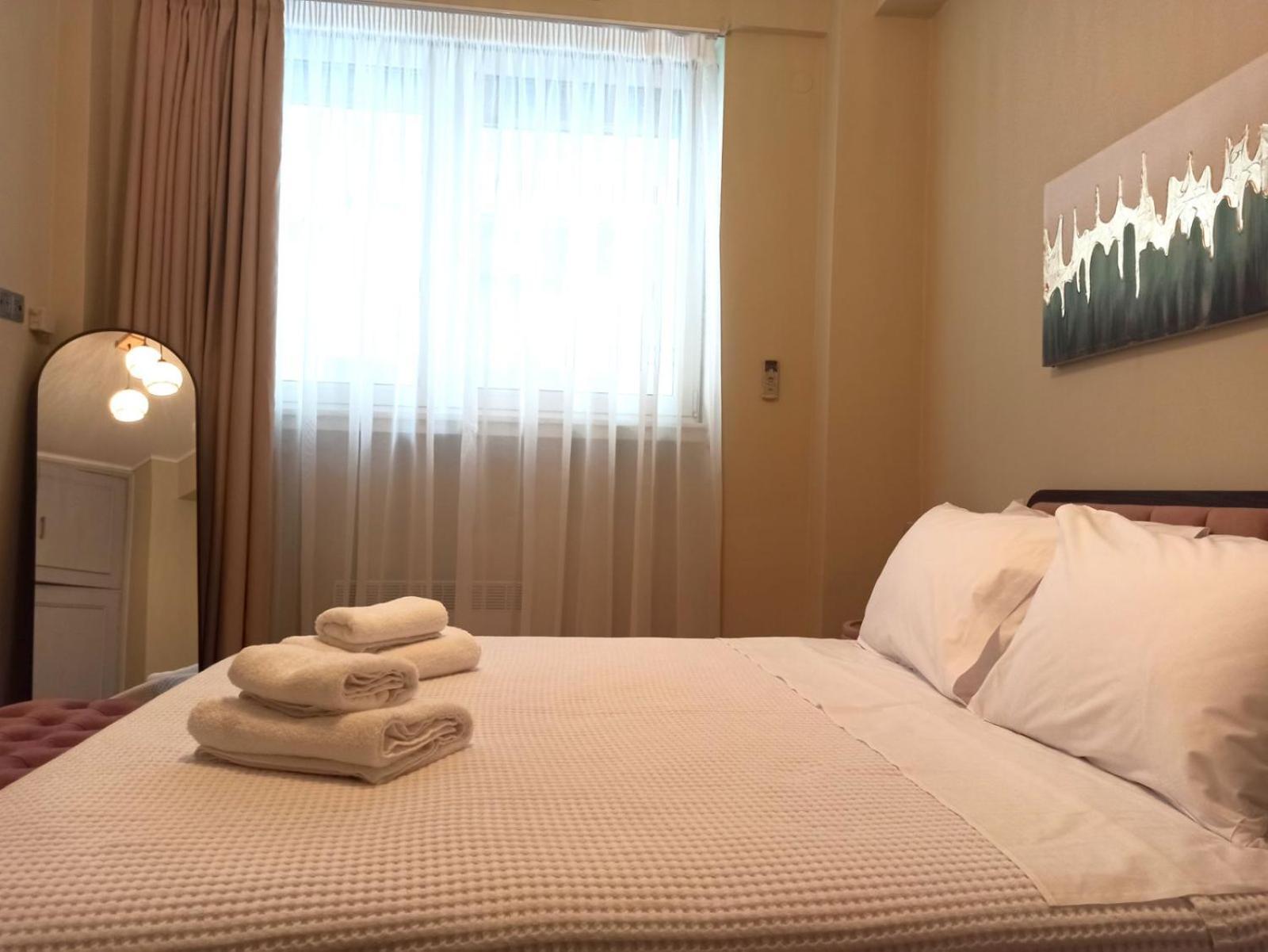 Kapselhotel Kallaris Deluxe House